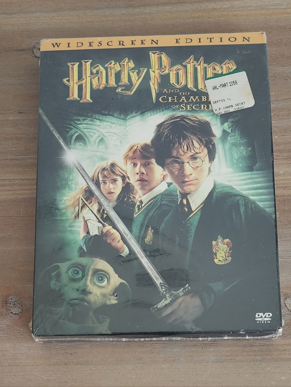 Warner Bros. Harry Potter and the Chamber of Secrets DVD - Green & Gold